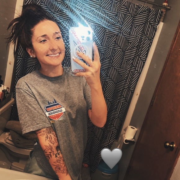 Meet your Posher, Jacie - Picture 2 of 5